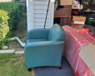 PAIR OF TEAL LEATHER OCCASIONAL CHAIRS 