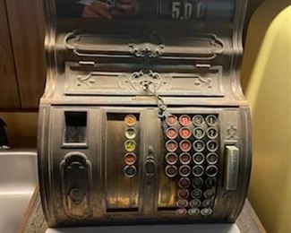 vintage old fashion cash register 