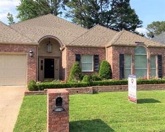 This 2862 square foot Hollytree garden home sold quickly. Contents and consignments must go!