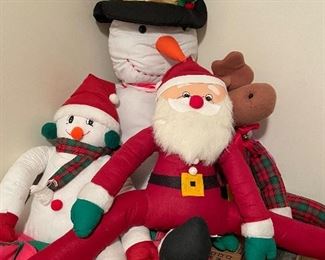 Christmas shelf sitters