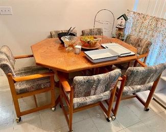 oak dinette table with 6 chairs