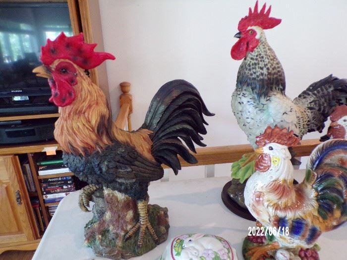 lots of cluckers and critters in this sale
