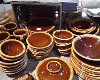 Brown Hull Dinnerware Set