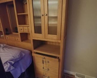 Amazing Blackhawk Furniture solid oak headboard this comes apart in sections only $350