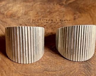 (2) Sterling Silver Mexico Ribbed Rings Size 8.5 And 8.75 - Weigh 30 Grams Total