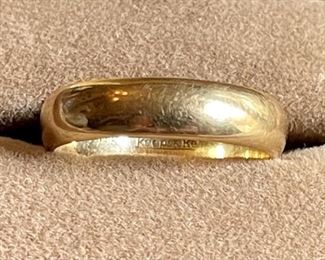 14k Yellow Gold Keepsake Ring Size 10 - Weighs 5.8 Grams