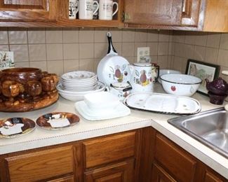 CORELLE DISHES, GEORGES BRIARD ENAMELWARE