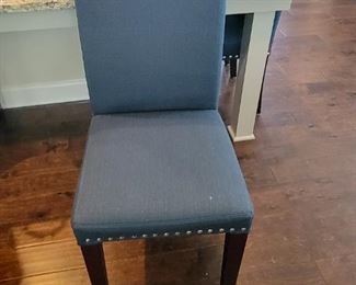 There is a set of 6 of these chairs