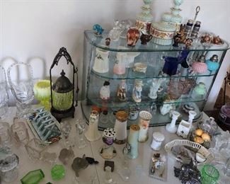 We have a lot of different glass and porcelain