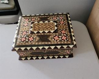 Gorgeous jewelry box