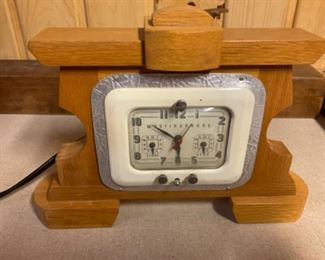 Vintage Westinghouse Table Clock