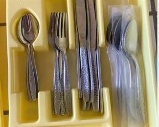 Vintage Dinner Ware Set