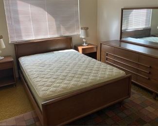 Mid -Century Bedroom Set (Furniture Guild of California)