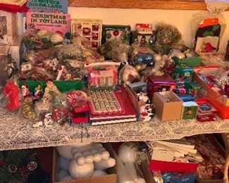 Shiny Brites, ornaments made in Poland and West Germany, wooden ornaments and more - a full table!