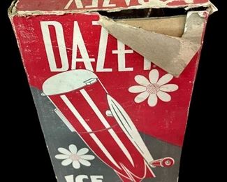VINTAGE / NOS DAZEY ICE CRUSHER (BLACK) IN ORIGINAL BOX, W/PAPERWORK, HDWE