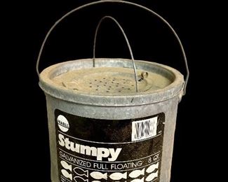 GALVANIZED “STUMPY” 8QT. MINNOW BUCKET