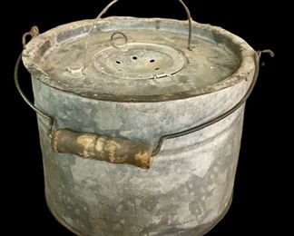 GALVANIZED MINNOW BUCKET