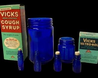 LOT/8 VINTAGE/ANTIQUE VICK'S BOTTLES/JARS/PRODUCTS