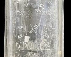 ANTIQUE DIXIE MEDICINE CO. - CHARLOTTE, NC     BOTTLE 