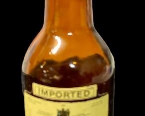 VINTAGE UNITED AIRLINES SEAGRAM'S V.O. BOTTLE