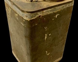 VINTAGE/ANTIQUE CAN/TIN
