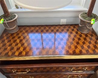 Theodore Alexander Luxe