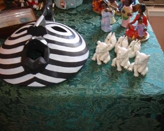 Table with misc.. Mask and figurines smalls - little Lenox elephants and swans