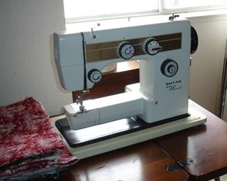 Riccar Sewing machine