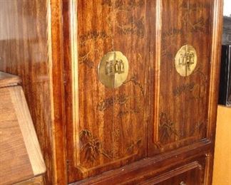 Armoire that goes with bedroom set