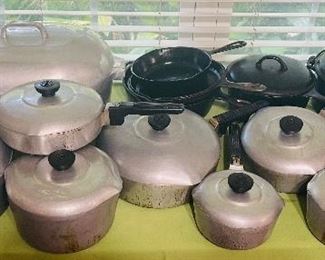 Large Collection of VintagebWagner Ware Magnalite Pota & Vintage Cast Iron Pots 