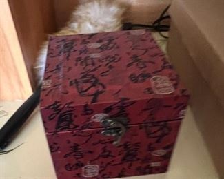Chinese box