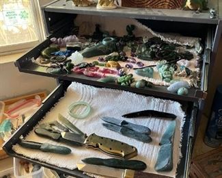 jade sculptures and carving tools. Aquamarine, amber and more gemstones