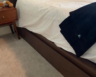 King platform bed with storage 