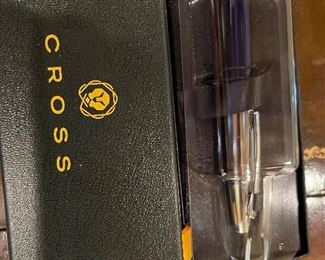 Cross pen 
