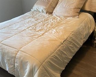 FULL/QUEEN PADDED HEAD BOARD. NICE BEDDING SET, QUEEN MATTRESS SET