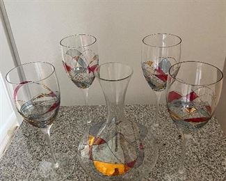 WINE DECANTER & MATCHING WINE GLASSES
