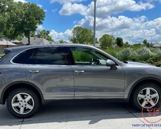 2011 PORSCHE Cayenne - 41,000 Miles