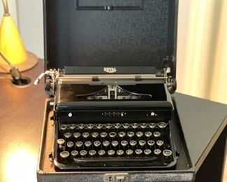 Vintage Royal Typewriter