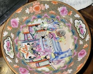 Oriental decorative plate