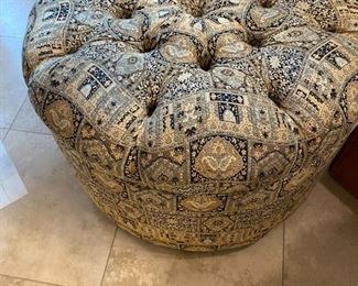Ottoman Pouf