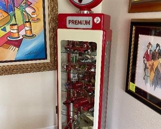 This Lighted Texaco Fire-Chief Display Case was Hand-Crafted by Jimmy Hervatin, Owner and Master Craftsman at All Metal Shaping in Warrenton, MO.  Metal exterior casing with plate glass door, sides and shelves, this is a "Must Have" for any serious Texaco Collector!  
