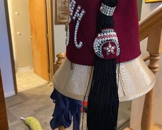 A side view of the Shriner's hat.  