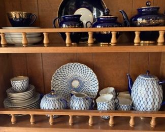 Net Tulip and Black Knight six piece tea service from USSR.   Check Amazon pricing at $749.