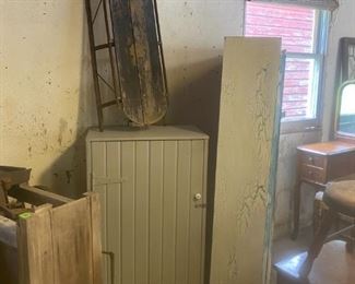 Antique Sled in great condition