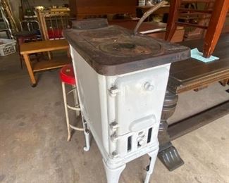 Walker & Pratt Kitchen Heater