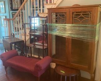 China Cabinet (3 shelves), Display Piece with Mirror