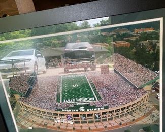 LARGE PHOTO OF THE MICHIGAN STATE STADIUM 