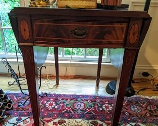 Better pic of the vintage drop-leaf banded/string inlay mahogany Pembroke table.