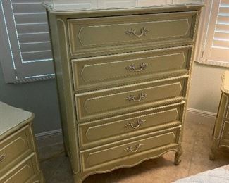 5 piece King bedroom set Excellent Condition
