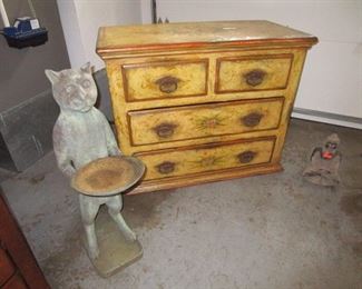 Antique chippy dresser, gorgeous details.